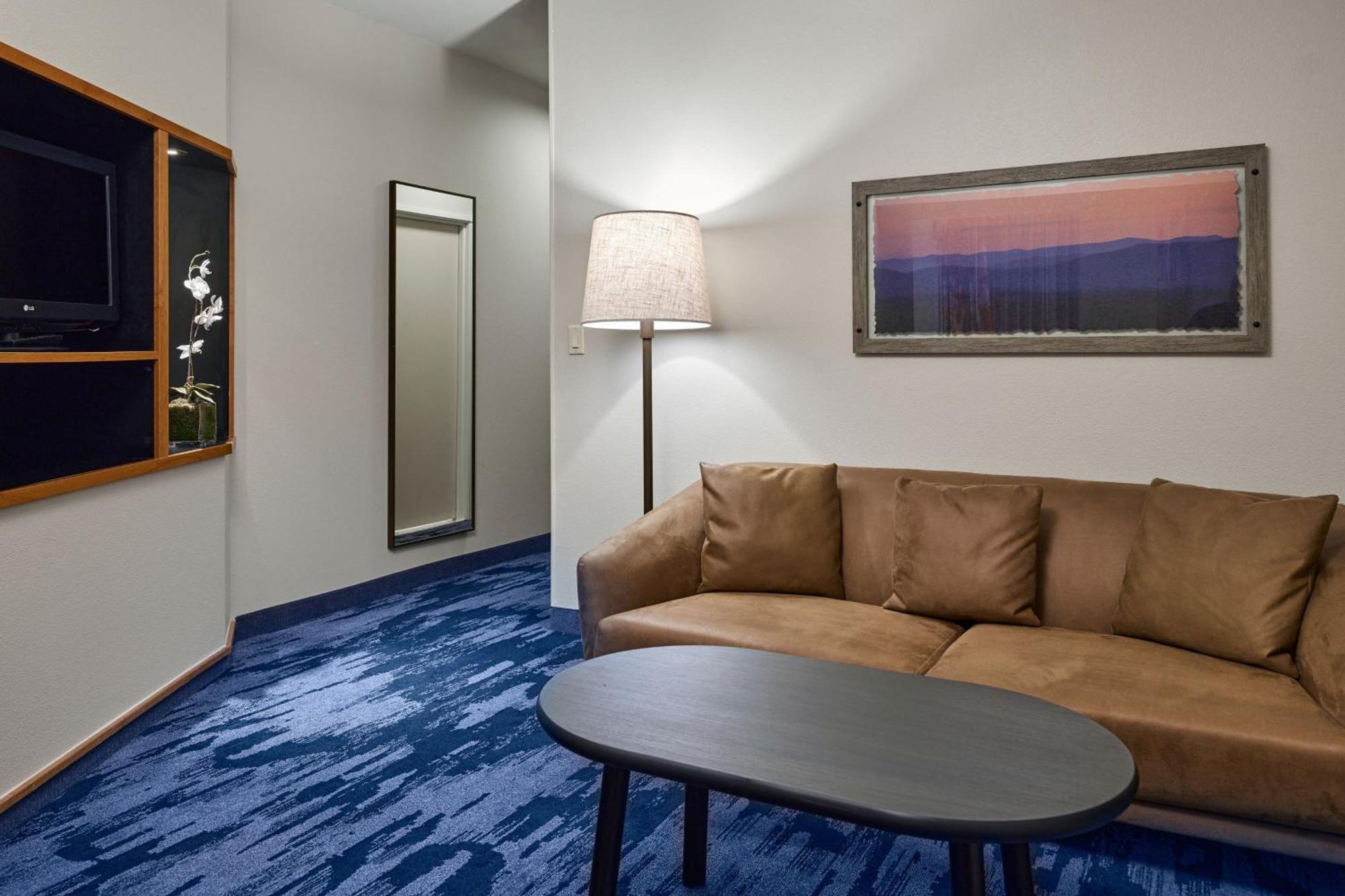 Fairfield Inn & Suites ברלינגטון מראה חיצוני תמונה