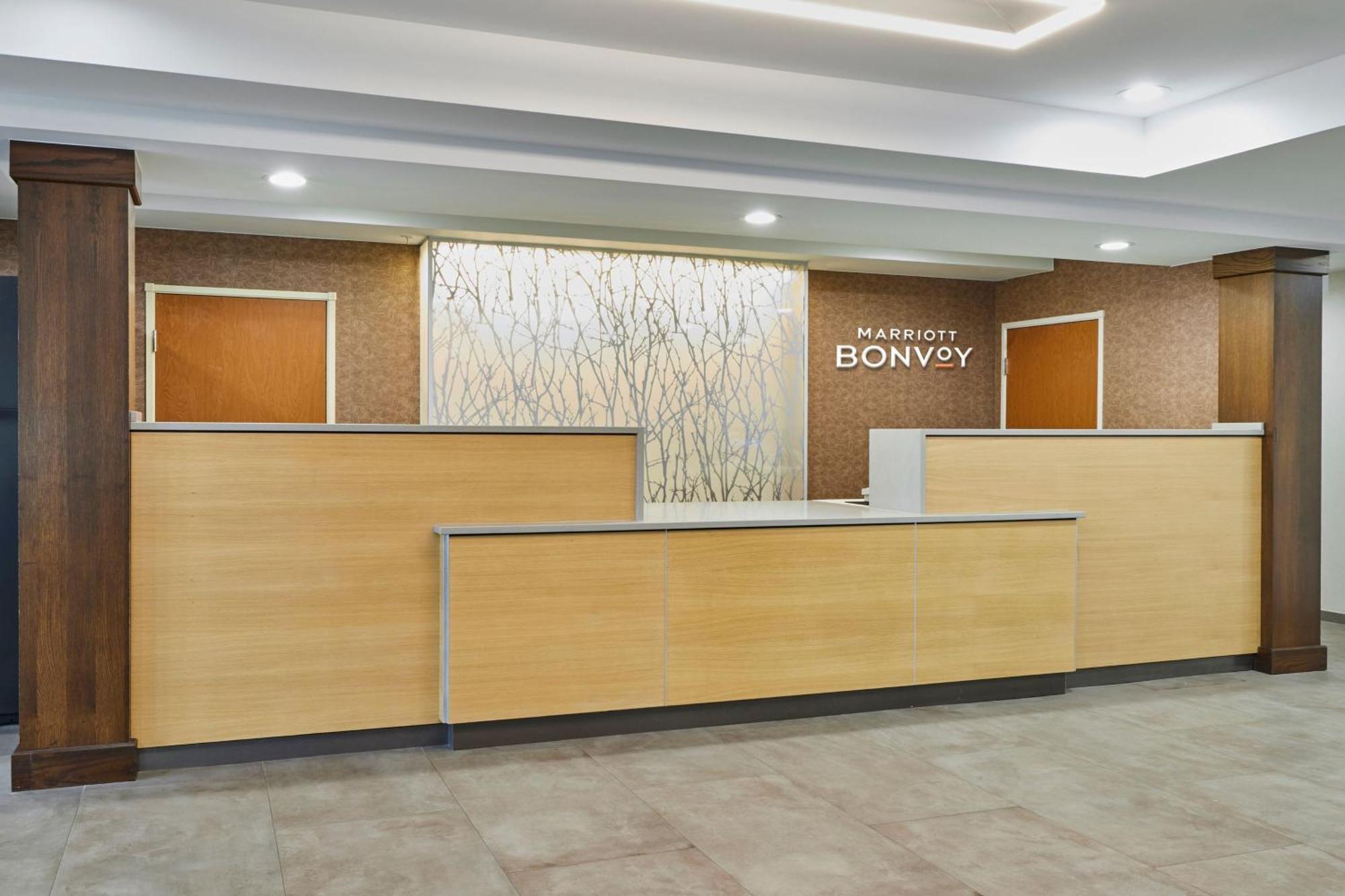 Fairfield Inn & Suites ברלינגטון מראה חיצוני תמונה