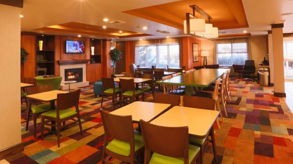 Fairfield Inn & Suites ברלינגטון מראה חיצוני תמונה